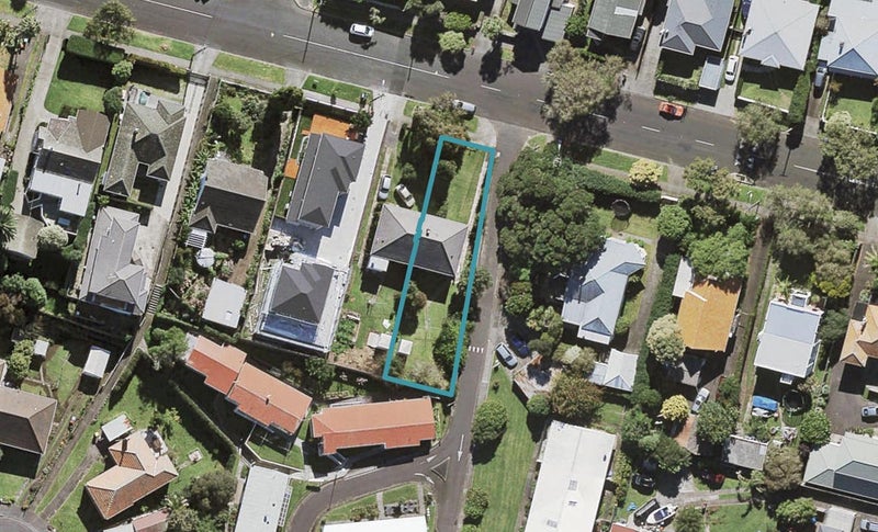 128 Landscape Road, Mount Eden, Auckland - Carousel 1