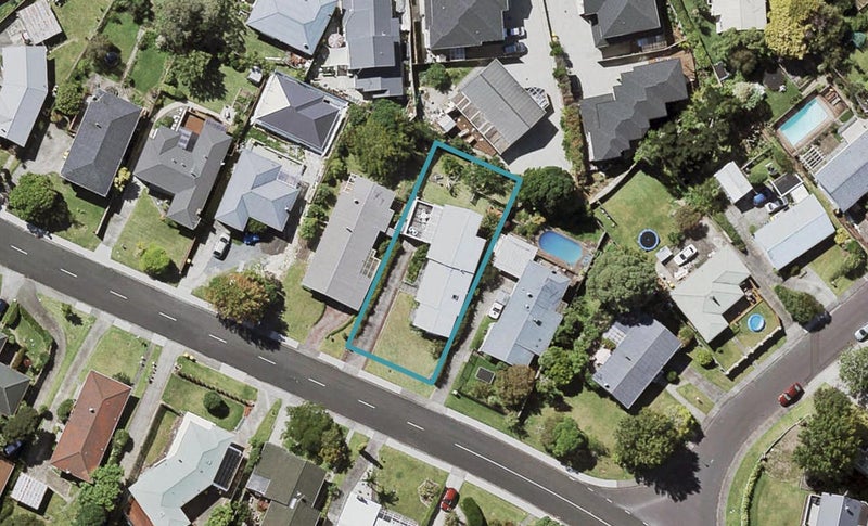 35 Blakeborough Drive, Forrest Hill, Auckland - Carousel 1