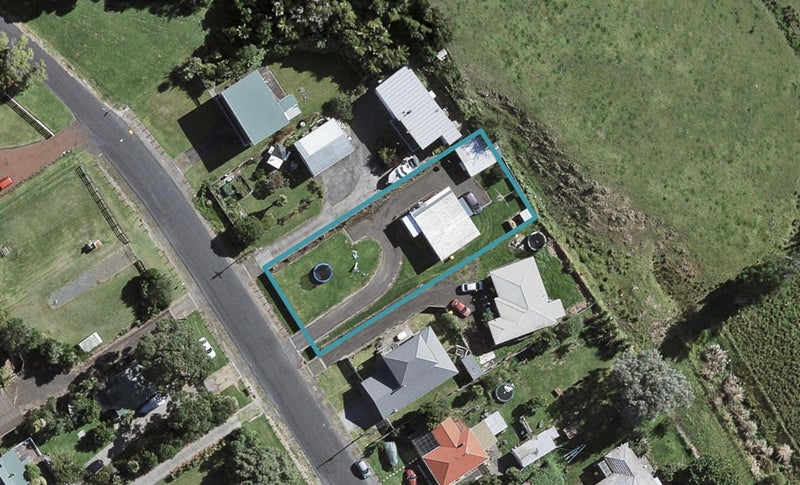34 Ronald Avenue, Waiuku - Carousel 1