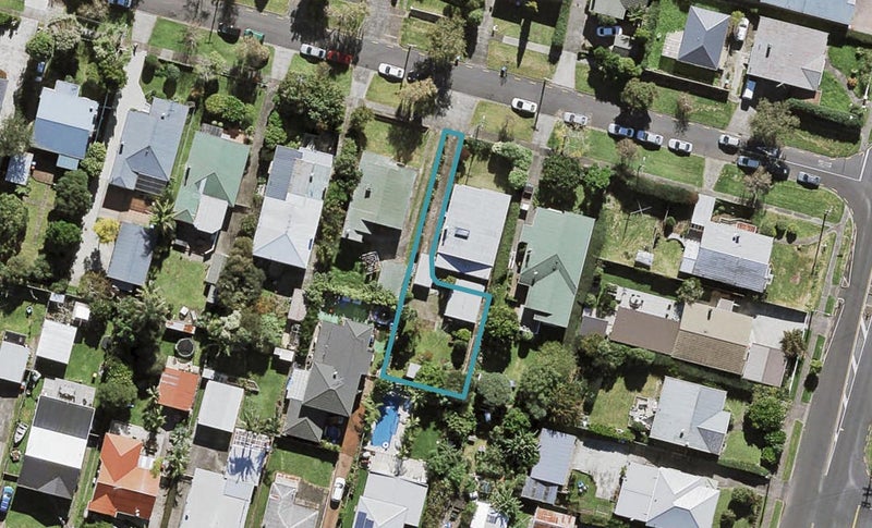 4A Locarno Avenue, Sandringham, Auckland - Carousel 1