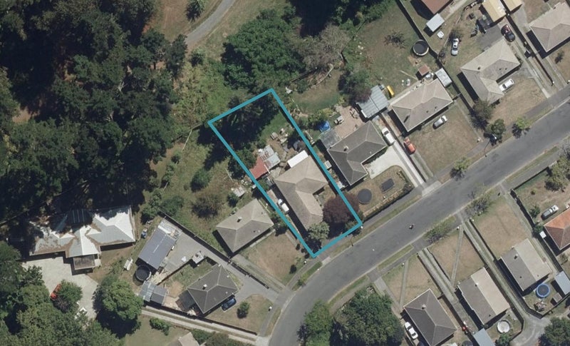 95 Norrie Street, Bader, Hamilton - Carousel 1