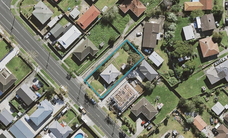 23 Henwood Road, Mangere East, Auckland - Carousel 1