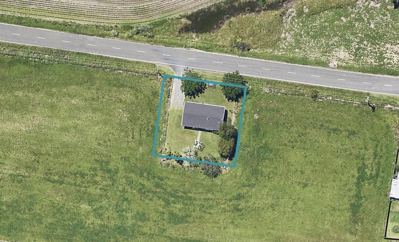 15 Ferguson Road, Coastlands, Whakatane - Carousel 1