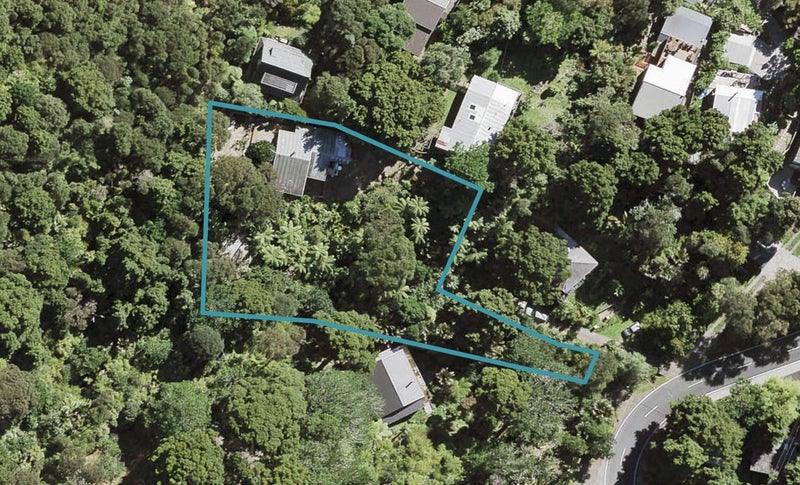 51 Laingholm Drive, Laingholm, Auckland - Carousel 1
