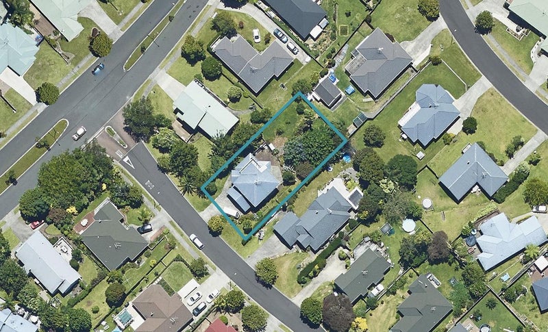 5 Tupare Heights, Pyes Pa, Tauranga - Carousel 1