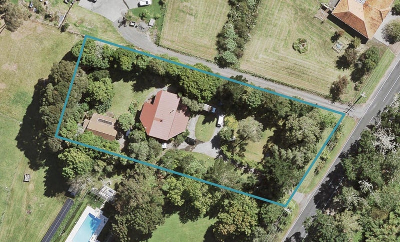 599 West Coast Road, Oratia, Auckland - Carousel 1