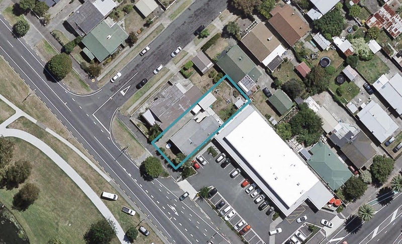 63 Georges Drive, Napier South, Napier - Carousel 1