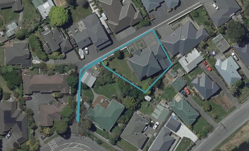 8 Andybrae Lane, Saint Martins, Christchurch - Carousel 1