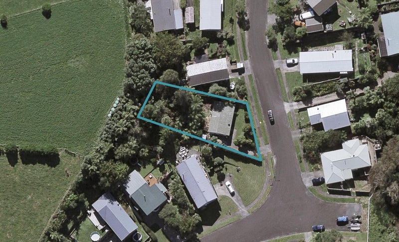 40 Carlton Terrace, Westown, New Plymouth - Carousel 1