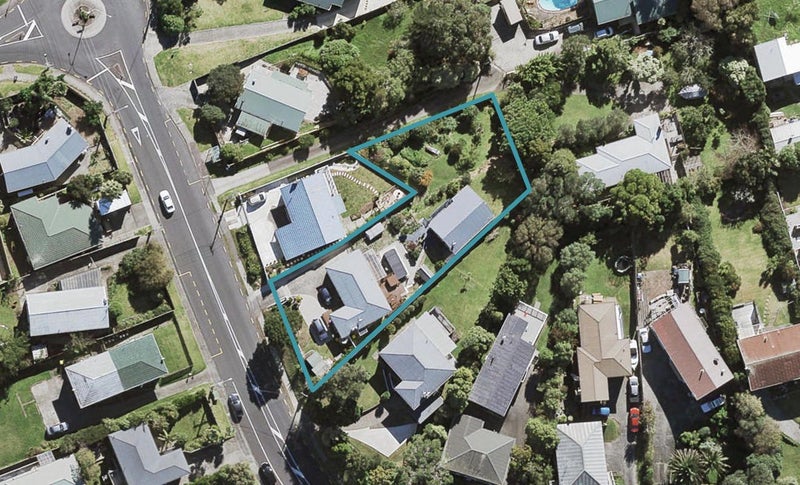 5 Stanley Road, Glenfield, Auckland - Carousel 1