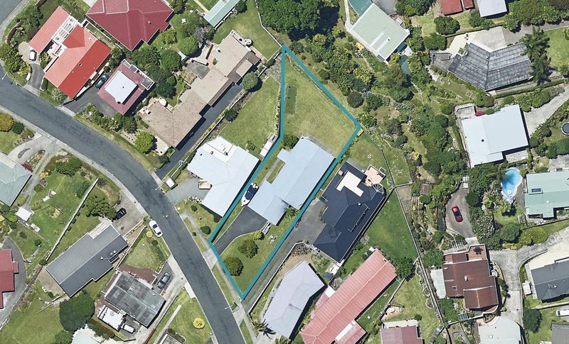 21 Vine Avenue, Maungatapu, Tauranga - Carousel 1