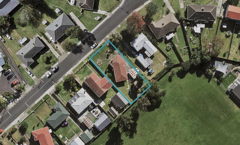 19 Edward Avenue, Otara, Auckland - Carousel 1