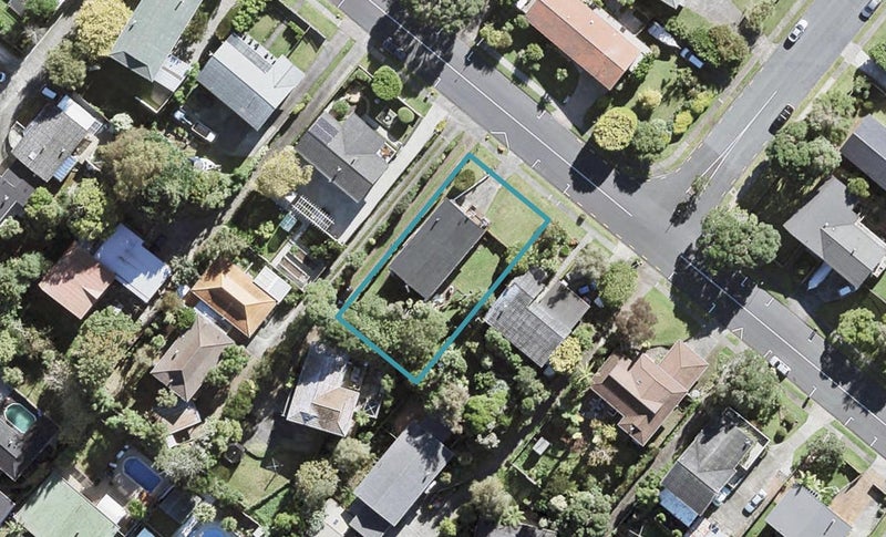 96 Sartors Avenue, Browns Bay, Auckland - Carousel 1