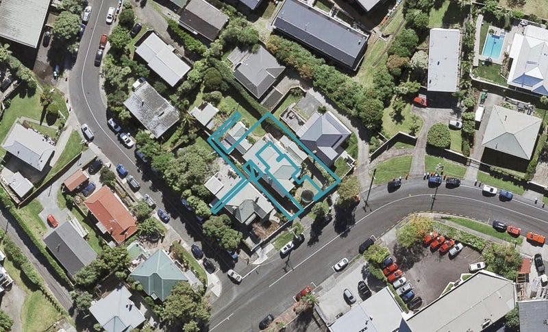 2/11 Western Springs Road, Morningside, Auckland - Carousel 1