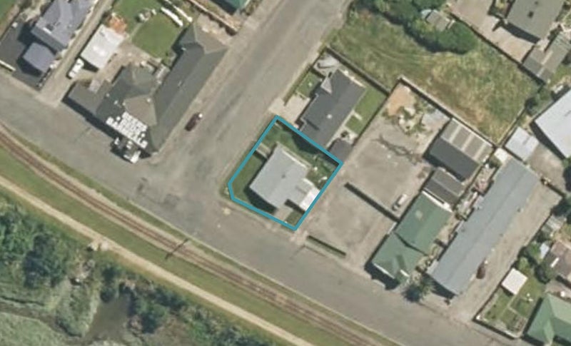 2 Bealey Street, Hokitika - Carousel 1