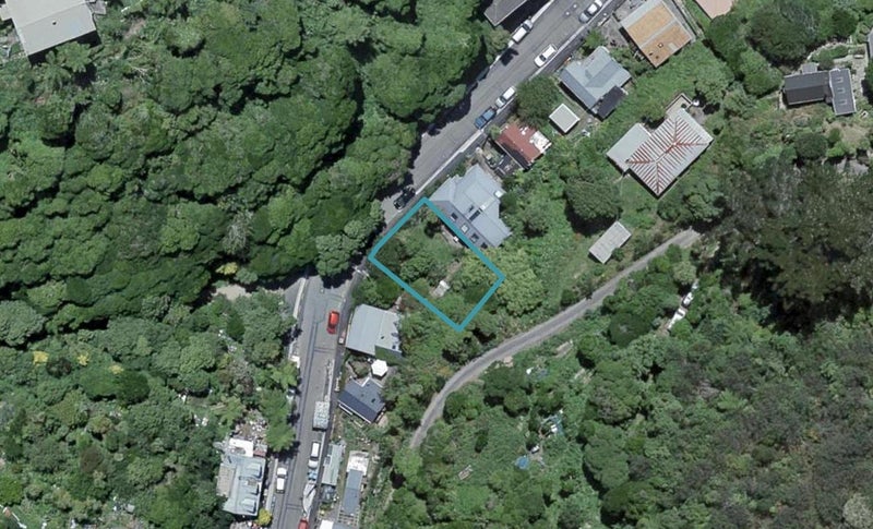 75 Holloway Road, Aro Valley, Wellington - Carousel 1