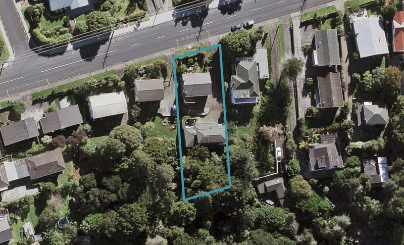 2/51 Pupuke Road, Birkenhead, Auckland - Carousel 1