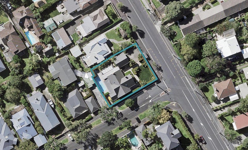123 Vauxhall Road, Narrow Neck, Auckland - Carousel 1