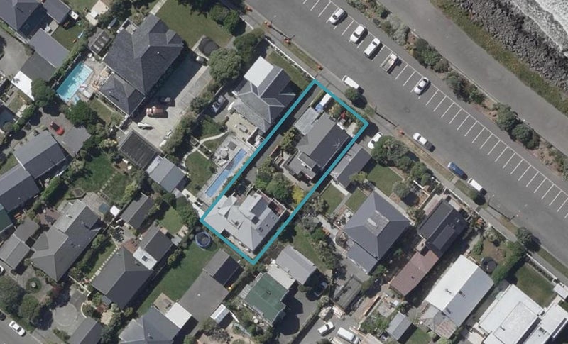 102 Esplanade, Sumner, Christchurch - Carousel 1