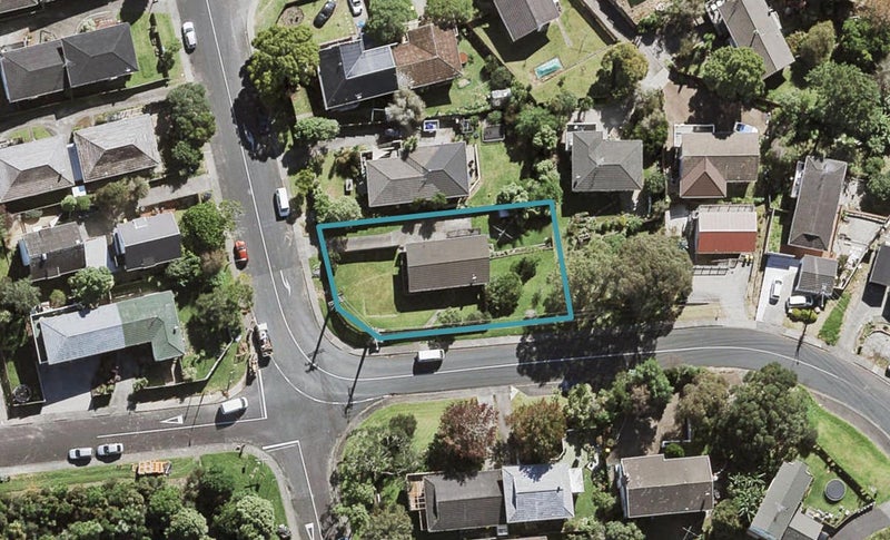 17 Bayview Road, Bayview, Auckland - Carousel 1