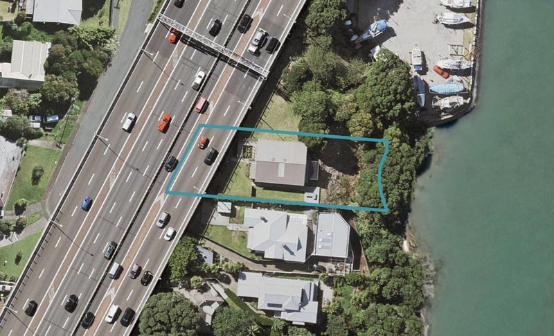 9 Princes Street, Northcote Point, Auckland - Carousel 1