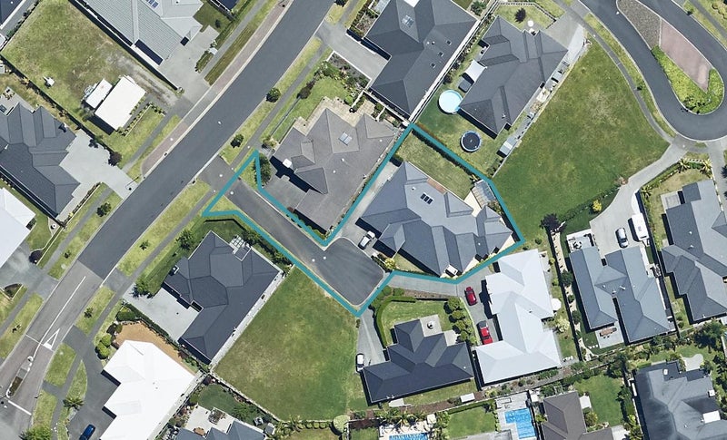 20 St Michaels Avenue, Bethlehem, Tauranga - Carousel 1