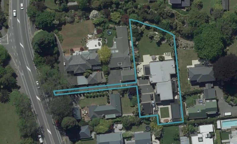 118 Straven Road, Fendalton, Christchurch - Carousel 1