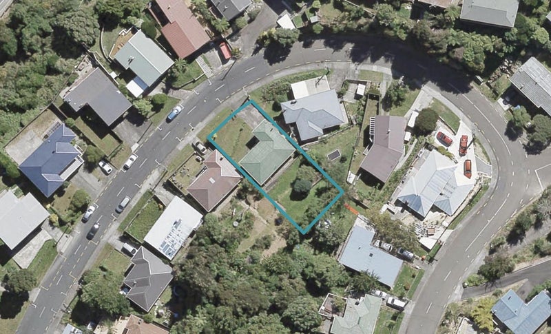24 Manor Drive, Stokes Valley, Lower Hutt - Carousel 1