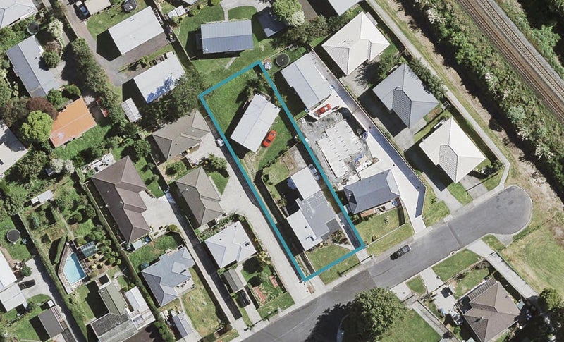 2/24 Short Street, Papakura, Auckland - Carousel 1