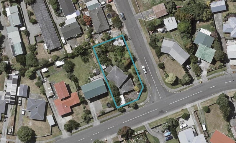 33 Te Kupe Road, Paraparaumu Beach, Paraparaumu - Carousel 1