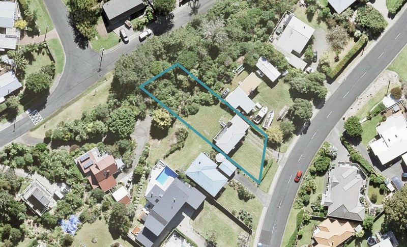14 Beach Road, Manly, Whangaparaoa - Carousel 1