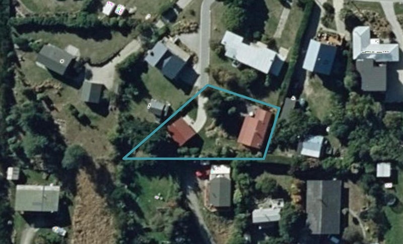 37 Parry Crescent, Wanaka - Carousel 1