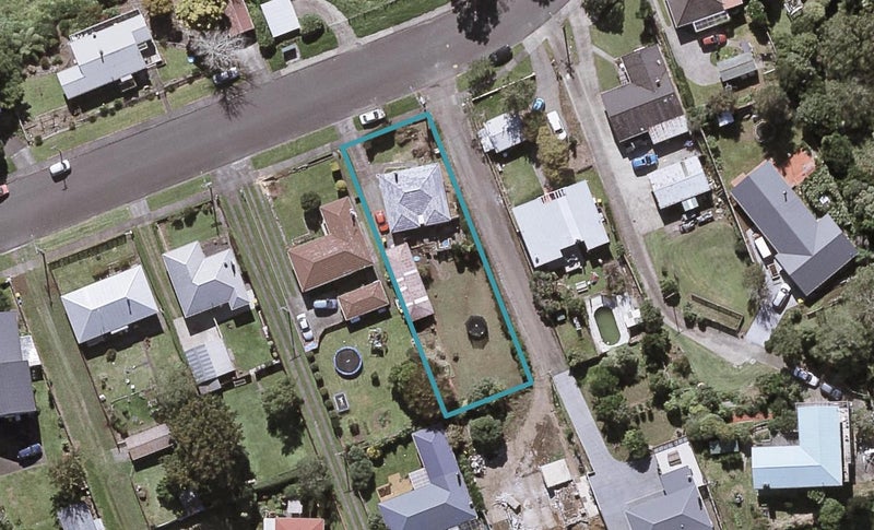 12 Cowling Road, Hurdon, New Plymouth - Carousel 1
