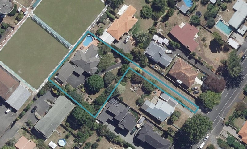 15 Masters Avenue, Hillcrest, Hamilton - Carousel 1