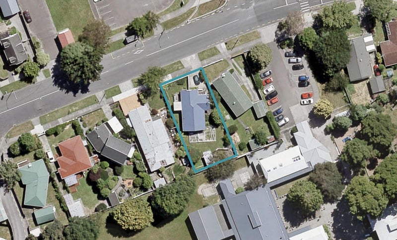 12 California Drive, Totara Park, Upper Hutt - Carousel 1