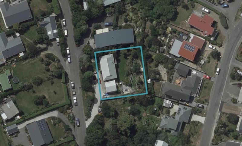 1 Koromiko Crescent, Diamond Harbour, Lyttelton - Carousel 1