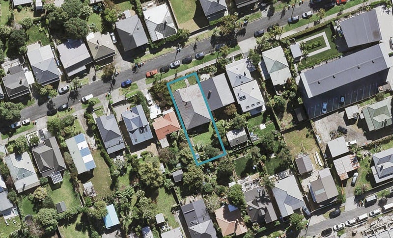 8 Third Avenue, Kingsland, Auckland - Carousel 1