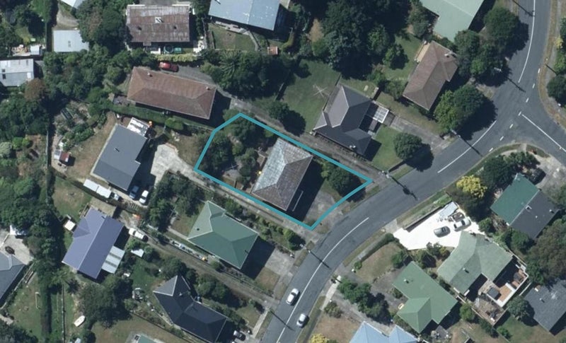 12 Ernest Street, Ranui, Porirua - Carousel 1