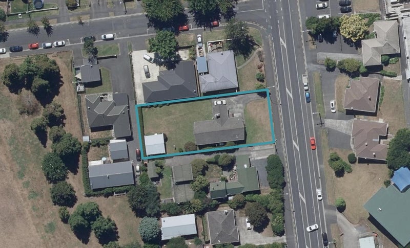 10 Ohaupo Road, Hamilton Lake, Hamilton - Carousel 1