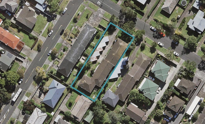 5/26 Tawhiri Road, One Tree Hill, Auckland - Carousel 1