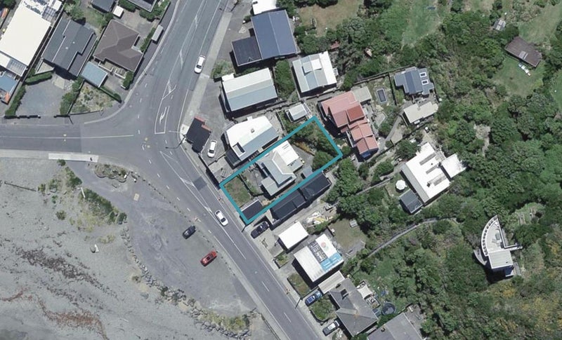 50 Owhiro Bay Parade, Owhiro Bay, Wellington - Carousel 1
