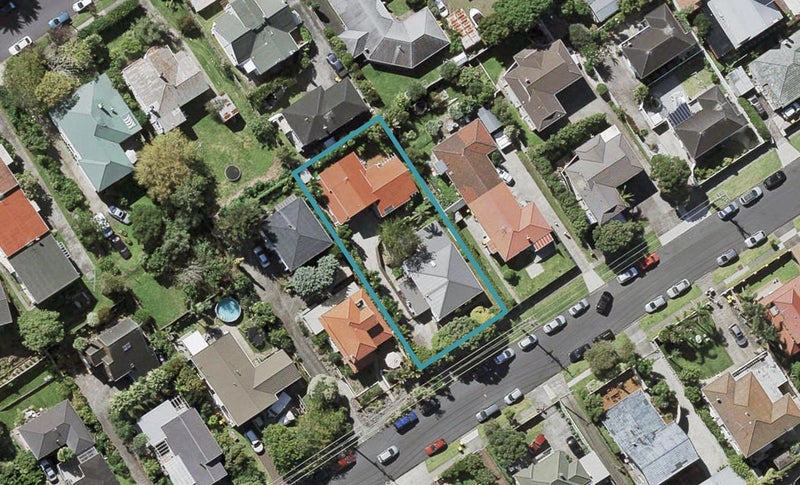 2/7 Harley Road, Takapuna, Auckland - Carousel 1