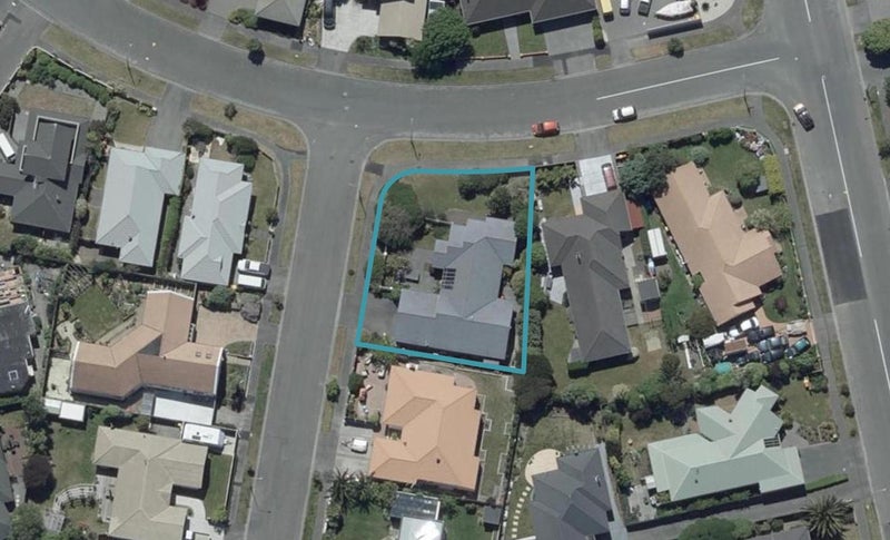 1 Cordyline Place, Waimairi Beach, Christchurch - Carousel 1