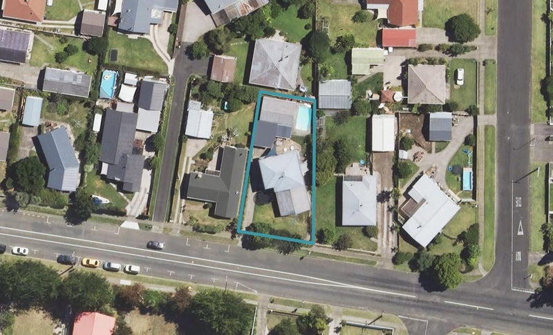 299 Stout Street, Riverdale, Gisborne - Carousel 1