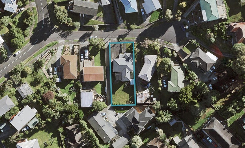 7 Marconi Place, New Windsor, Auckland - Carousel 1