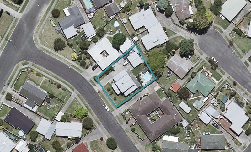 22 Fife Crescent, Tamatea, Napier - Carousel 1