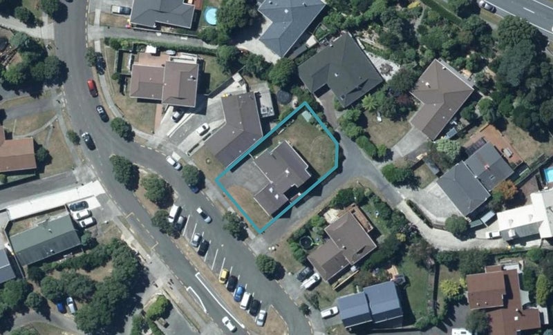 13 Longitude Place, Whitby, Porirua - Carousel 1