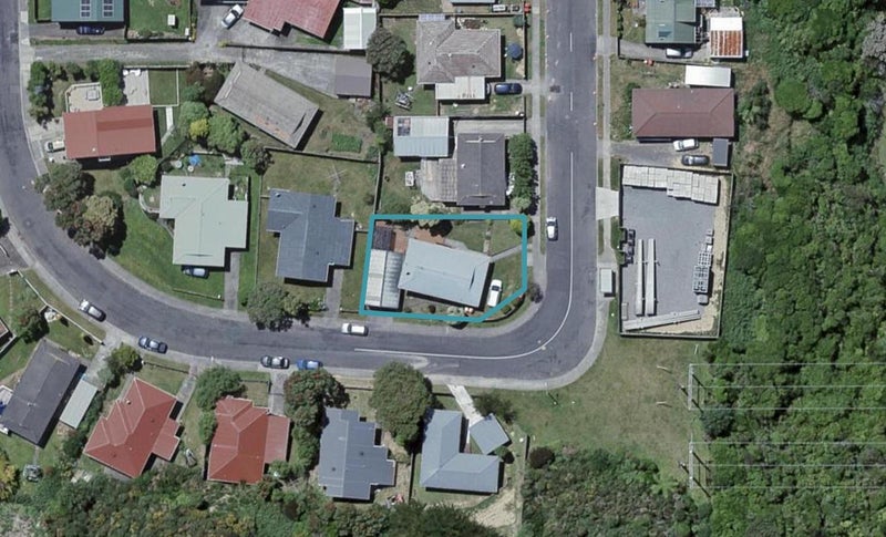 42 Nassau Avenue, Grenada North, Wellington - Carousel 1