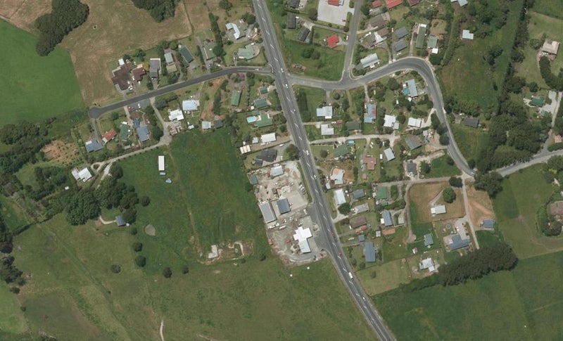 1841 State Highway 1, Kaiwaka - Carousel 1