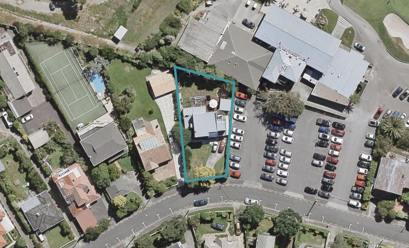 16 Hathaway Avenue, Boulcott, Lower Hutt - Carousel 1